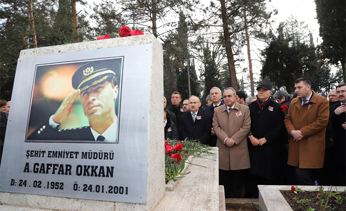 Şehit Ali Gaffar Okkan Hendek’te Mezarı Başında Anıldı