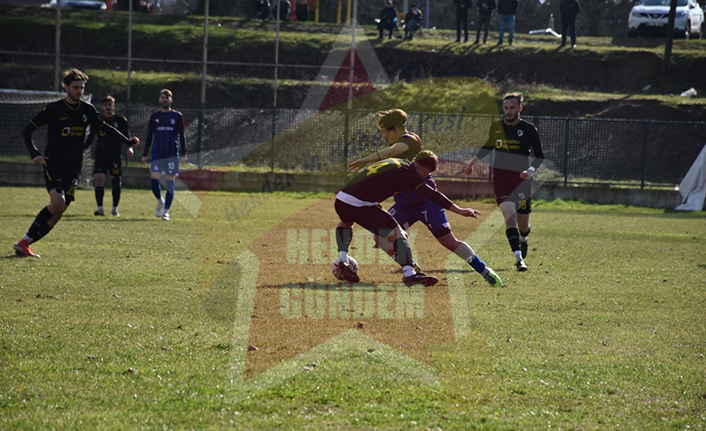Yeşilyurt Belde  Sahasında 1.Puana Razı Oldu