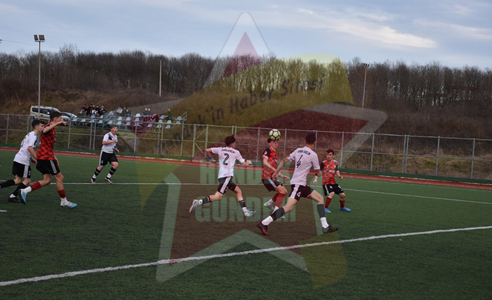 Cekişmeli Maçı Yenimahallespor Kazandı