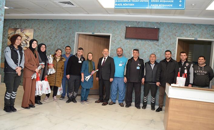 Püsküllüden 14 Mart Tıp Bayramı nedeniyle sağlık Çalışanlarına Ziyaret