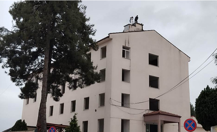 Hendek Devlet Hastanesi'nin Eski Binası Yıkılıyor