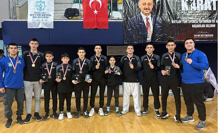 Şampiyon Hendek Karate