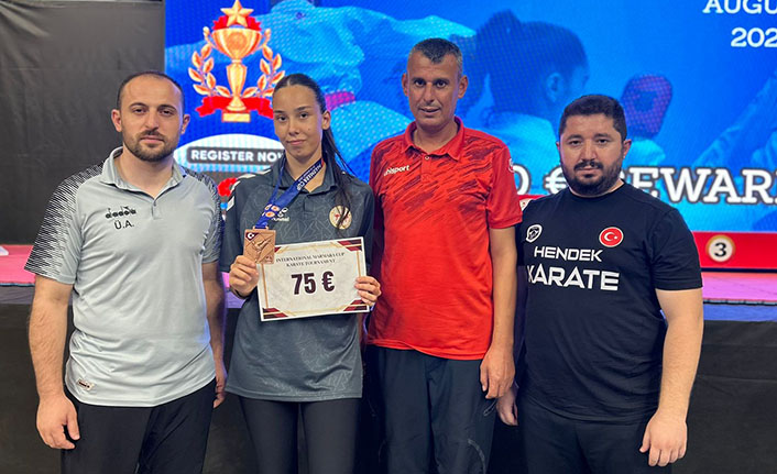 Hendek Karate Madalyalar İle Döndü