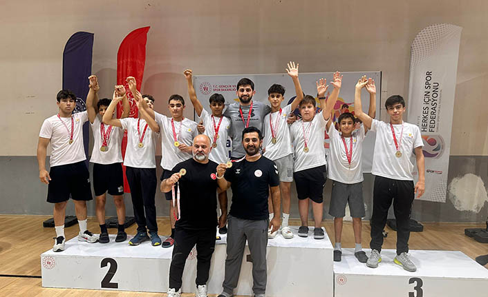 Hendek Olimpik S.K Uşak İlinden Şampiyon Döndü