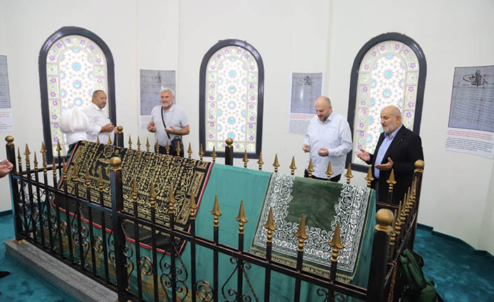 Hendek’te Şeyh İzzeddin İsmail Dualarla Anıldı