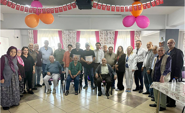 Hendekte Yüreklere Dokunan Bir Gün Unutursam Hatırlat