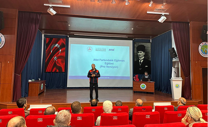 Hendek Belediyesi Personeline Afet Farkındalığı Eğitimi