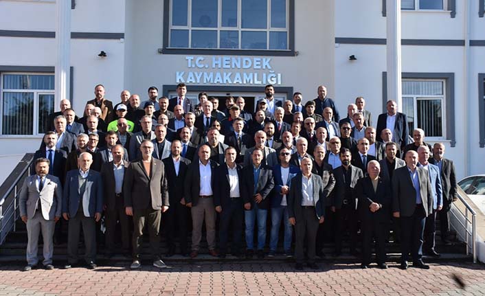 Hendek’te Muhtarlar Günü Törenle Kutlandı