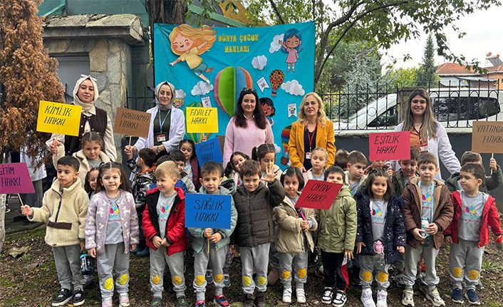 Haklarını Bilen Çocuklar Geleceğin Güvencesidir