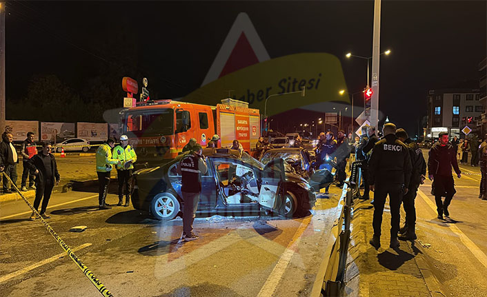 Hendek’te Kaza 1 Ölü, 3 Yaralı