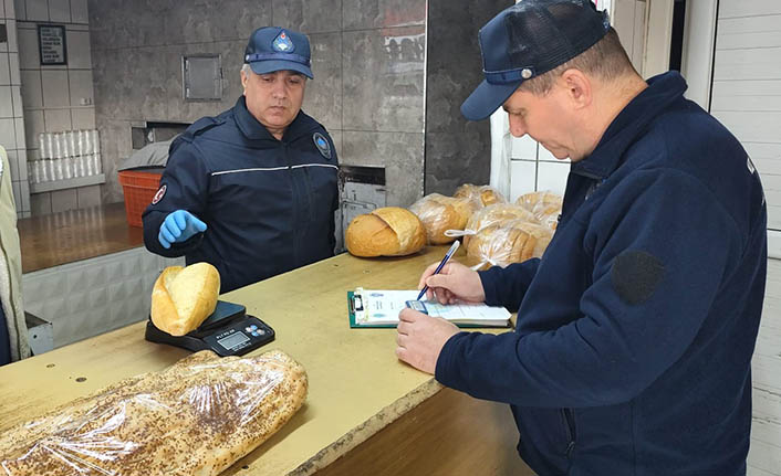 Zabıta Ekiplerinden Fırın Ve Marketlere Sıkı Denetim