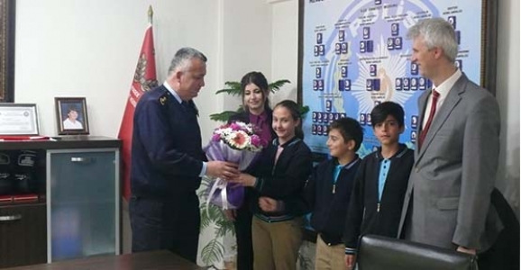 HENDEK EMNİYETİNDE DEVİR TESLİM