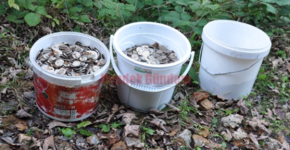 8 BİN 503 TL SAHTE PARA