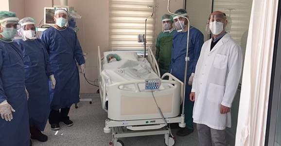 94 Yaşında Koronayı Yendiler