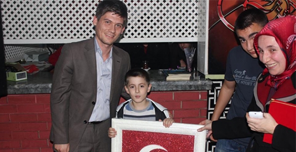 9 İLÇE 9 IŞIK PROGRAMI AKYAZI İLE SÜRDÜ