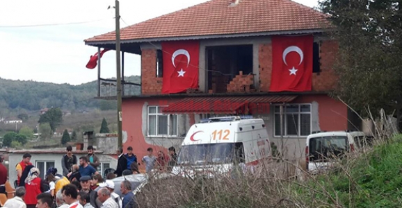 Acılı Eş Yıkıldı