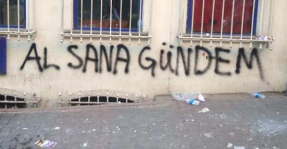 ADAM HAKLI BEYLER DAĞILIN