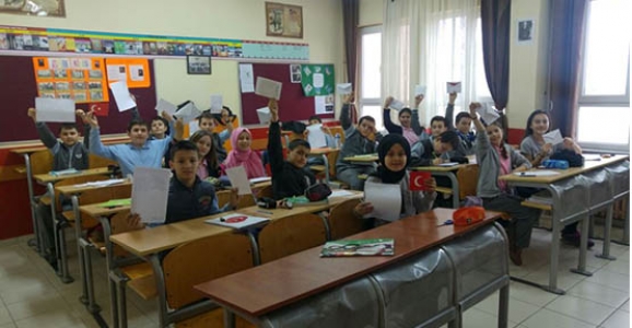 AFRİN’DEKİ MEHMETÇİĞİMİZE MORAL MEKTUBU 