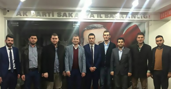 AK GENÇLİK’TE KONGRE SIRASI HENDEK’TE