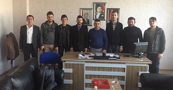 AK PARTİ GENÇLİK KOLLARI ZİYARETLERİNE DEVAM EDİYOR