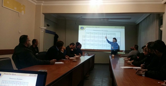 AK PARTİ HENDEK İLÇE TEŞKİLATI OKULA DÖNÜŞTÜ