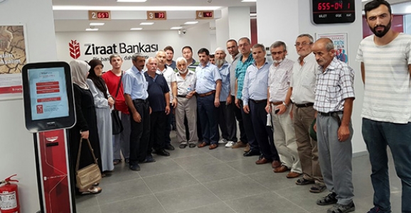 AK PARTİ HENDEK İLÇE TEŞKİLATINDAN BAĞIŞ KAMPANYASI