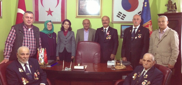 AK PARTİ  SOSYAL İŞLERDEN GAZİLERE ZİYARET