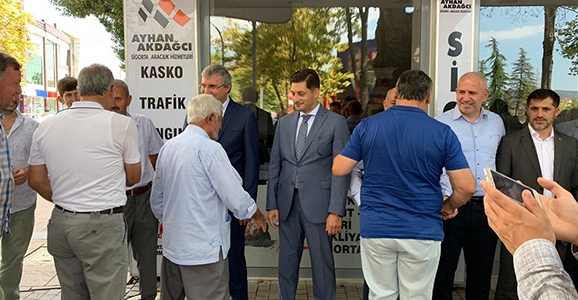 Ak Partide Sönük Bayramlaşma