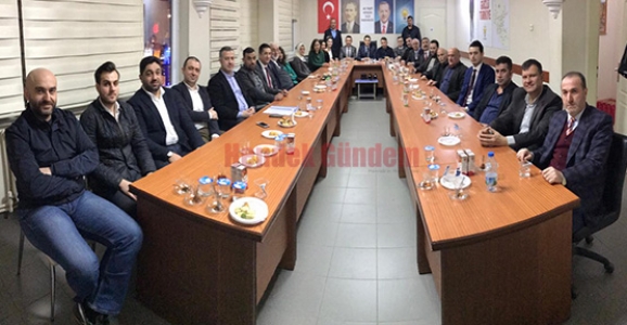 Ak Parti’nin Yeni Yönetim Kurulu Toplandı