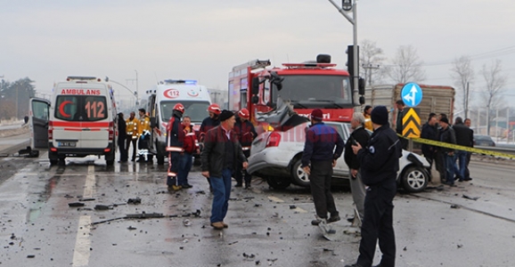 AKOVA’DA KAZA 1 ÖLÜ 2 YARALI