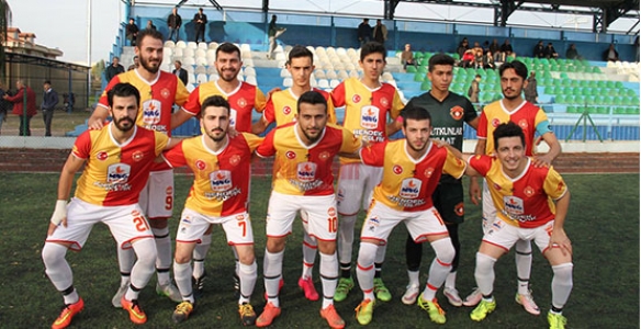 AKOVASPOR BİR PUANLA DÖNDÜ