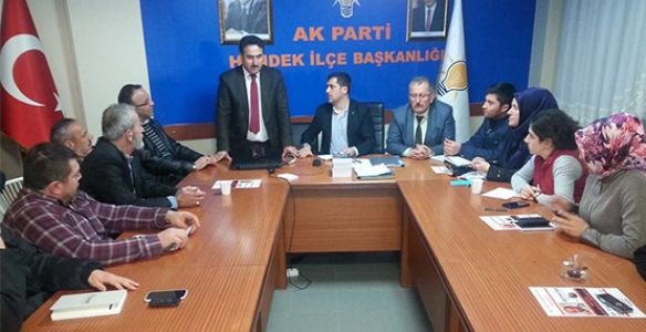 AKP MİLLETVEKİLİ ADAY ADAYI KENDİNİ TANITTI