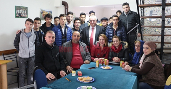 ALİ KEMAL YENER ADAYLIĞINI AÇIKLADI