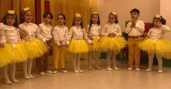 ANAOKULU ÖĞRENCİLERİ ÖĞRETMENLER GÜNÜNÜ UNUTMADI