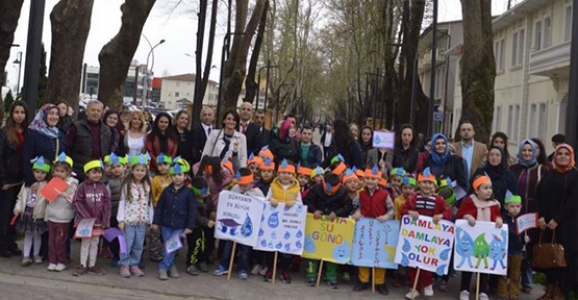ANAOKULU ÖĞRENCİLERİ SU GÜNÜNÜ KUTLADI