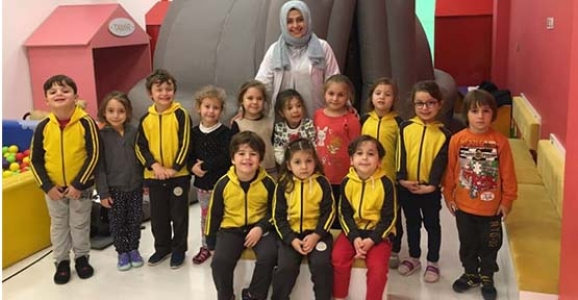 ANAOKULU ÖĞRENCİLERİ UZAY EVİNDE BULUŞTU