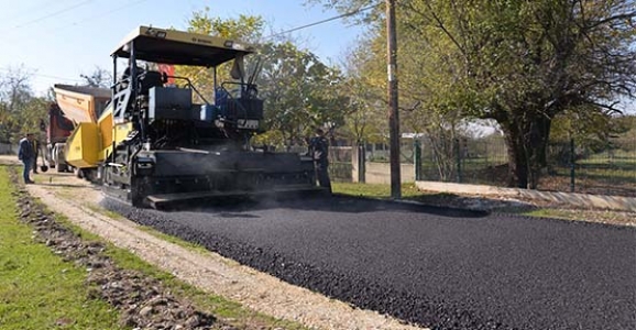 ASFALT EKİBİ YENİKÖY’DE