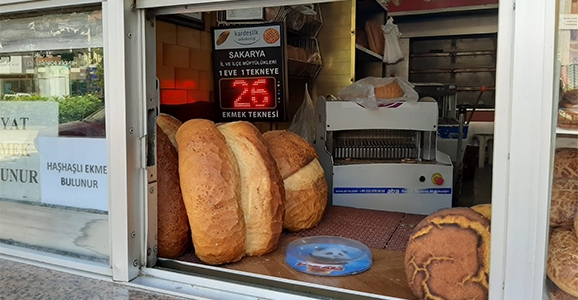 Askıda Ekmek Kampanyasına Destek