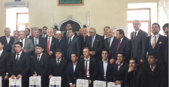 ASLAN, GENÇ HATİPLER MİMBERDE YARIŞMASINDA İKİNCİ OLDU