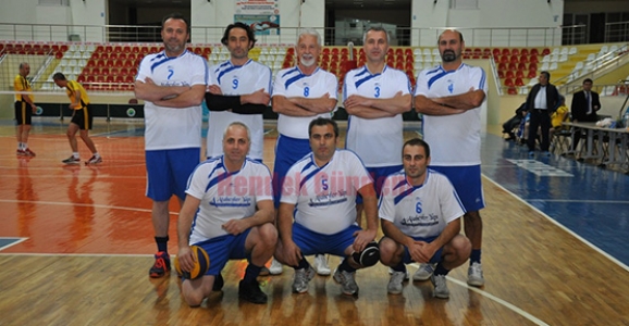 ATABEYLER ZORDA OLSA KAZANMAYI BİLDİ