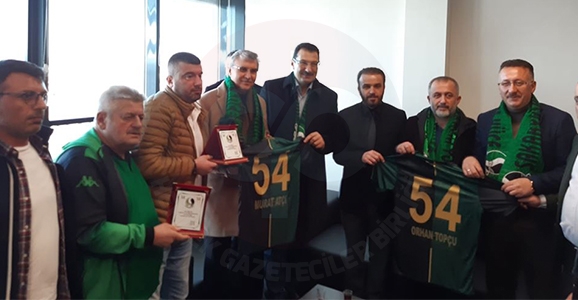 Atçı’dan Sakaryaspor’a Forma Desteği