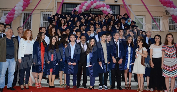 ATİKEHANIM ANADOLU LİSESİ KEP ATTI