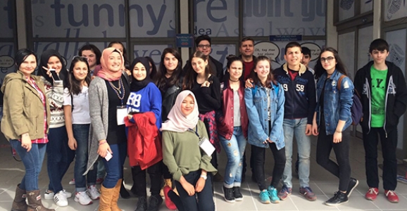 ATİKEHANIM ANADOLU LİSESİ KÜLTÜR ARASI KÖPRÜ KURDU