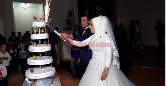 ATIŞ AİLESİNİN MUTLU GÜNÜ