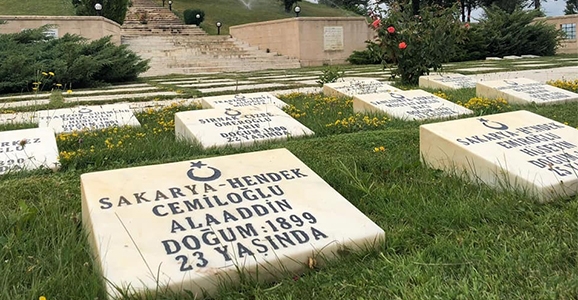 Aygüneş; Şehitlerimizin Ailelerini Arıyoruz