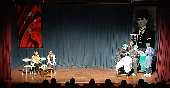 Baba Oyunu Duygulandırdı