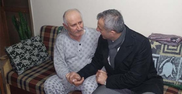 BABAOĞLU HASTALARI ZİYARET ETTİ