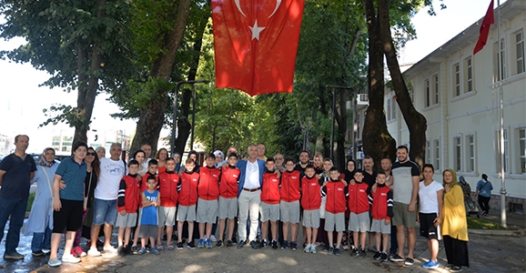 Babaoğlu Hentbolcuları Uğurladı 