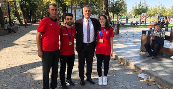 Babaoğlu’ndan şampiyonlara altın