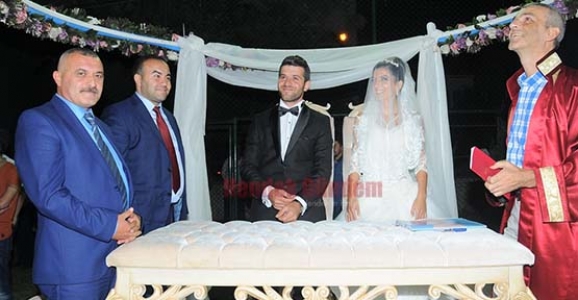  BAŞAK VE UĞUR BİR ÖMÜR HAYATA EVET DEDİ